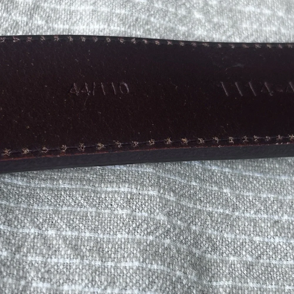 Jos A Bank Nautical Flag Belt Brown Leather Size 44 Needs Cleaning